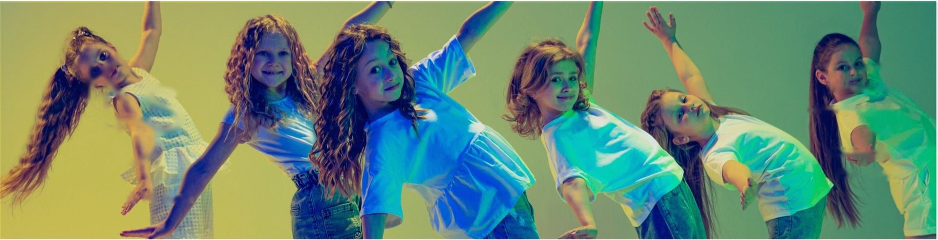 KIDS — enfants qui dansent